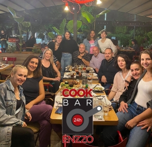 Στιγμές χαλάρωσης για τις Γυναίκες της Ένωσης Ιλίου στο Enzzo Cook Bar