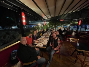 Δείπνο για καλή σεζόν στις Γυναίκες της Ένωσης Ιλίου από το Enzzo Cook Bar!