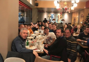 Οι Έφηβοι και η Διοίκηση της Ένωσης Ιλίου δείπνησαν στο Enzzo Cook Bar